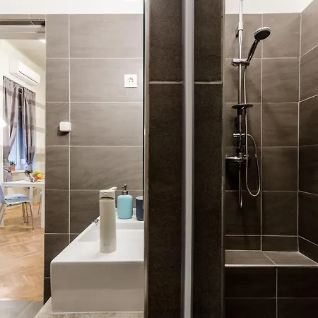 Appartamento Cumin Next To Famous Cafe *