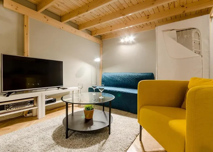 Cumin Next To Famous Cafe Apartament *