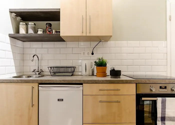 Cumin Next To Famous Cafe * Budapesta