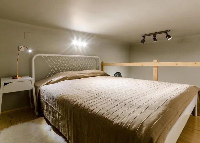 Cumin Next To Famous Cafe Apartament