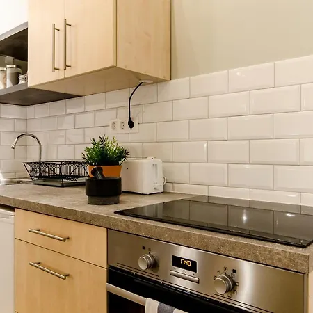 Cumin Next To Famous Cafe * Будапешт