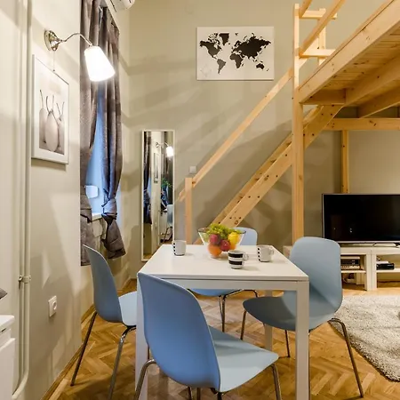 Cumin Next To Famous Cafe * Будапешт